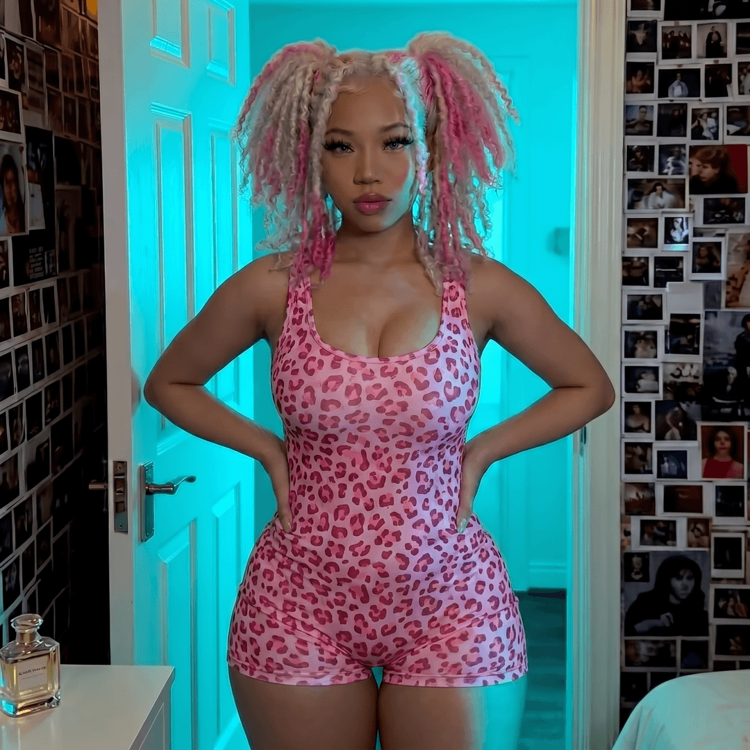make her chest  size 40 inches and make her outfit to pink cheetah 