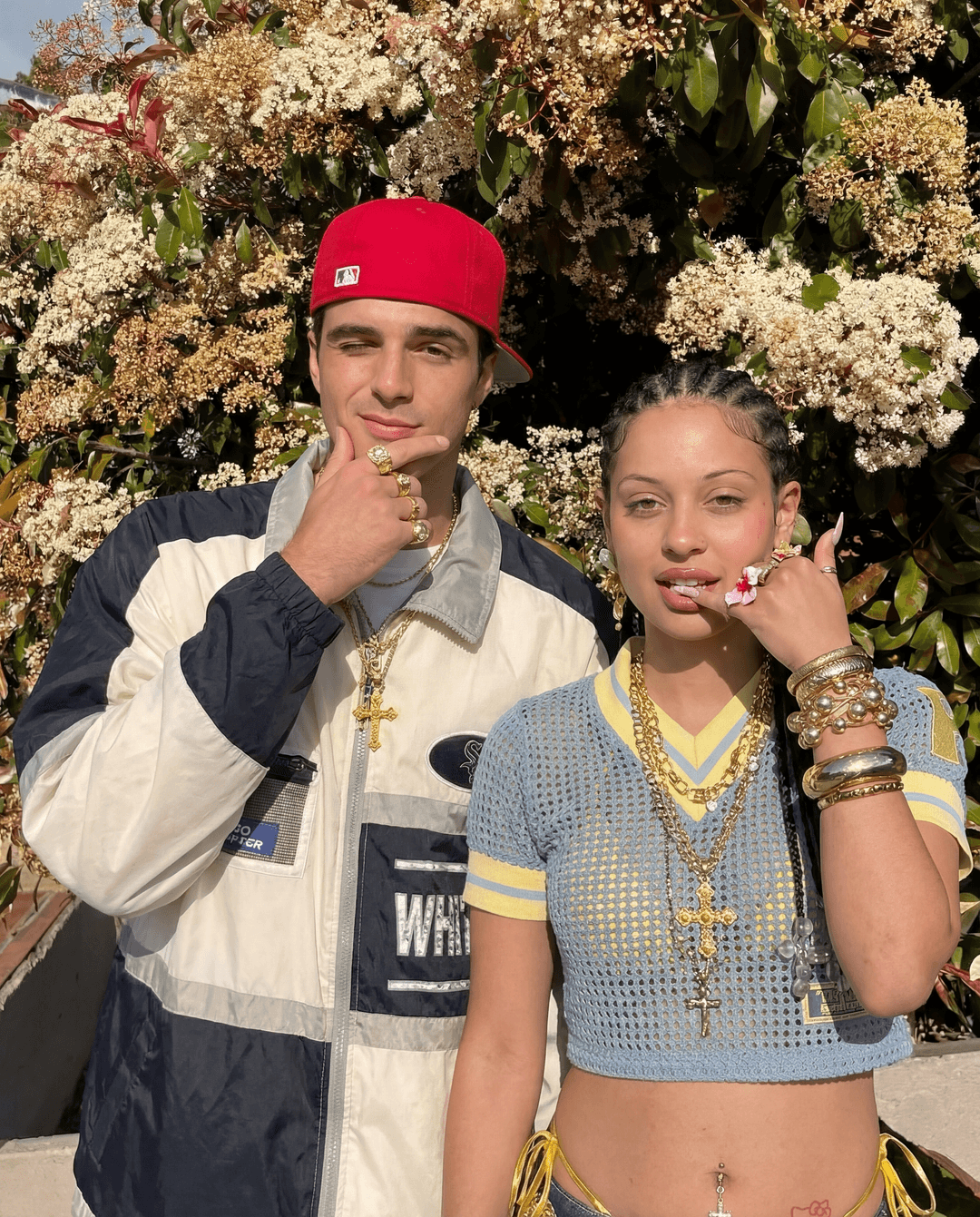 Ratio 4:5
Match same pose, outfit and posture as image 1.
Replace both characters with Jacob Elordi as Nate Jacobs and Alexa Demie as Maddy Perez. No tattoos